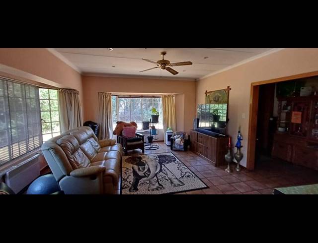 3 BEDROOM PROPERTY TO RENT IN GERDVIEW